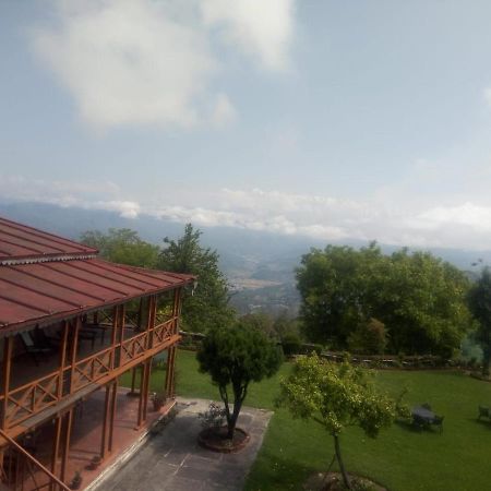 Vamoose Eco Lodge Chevron Kausani Luaran gambar