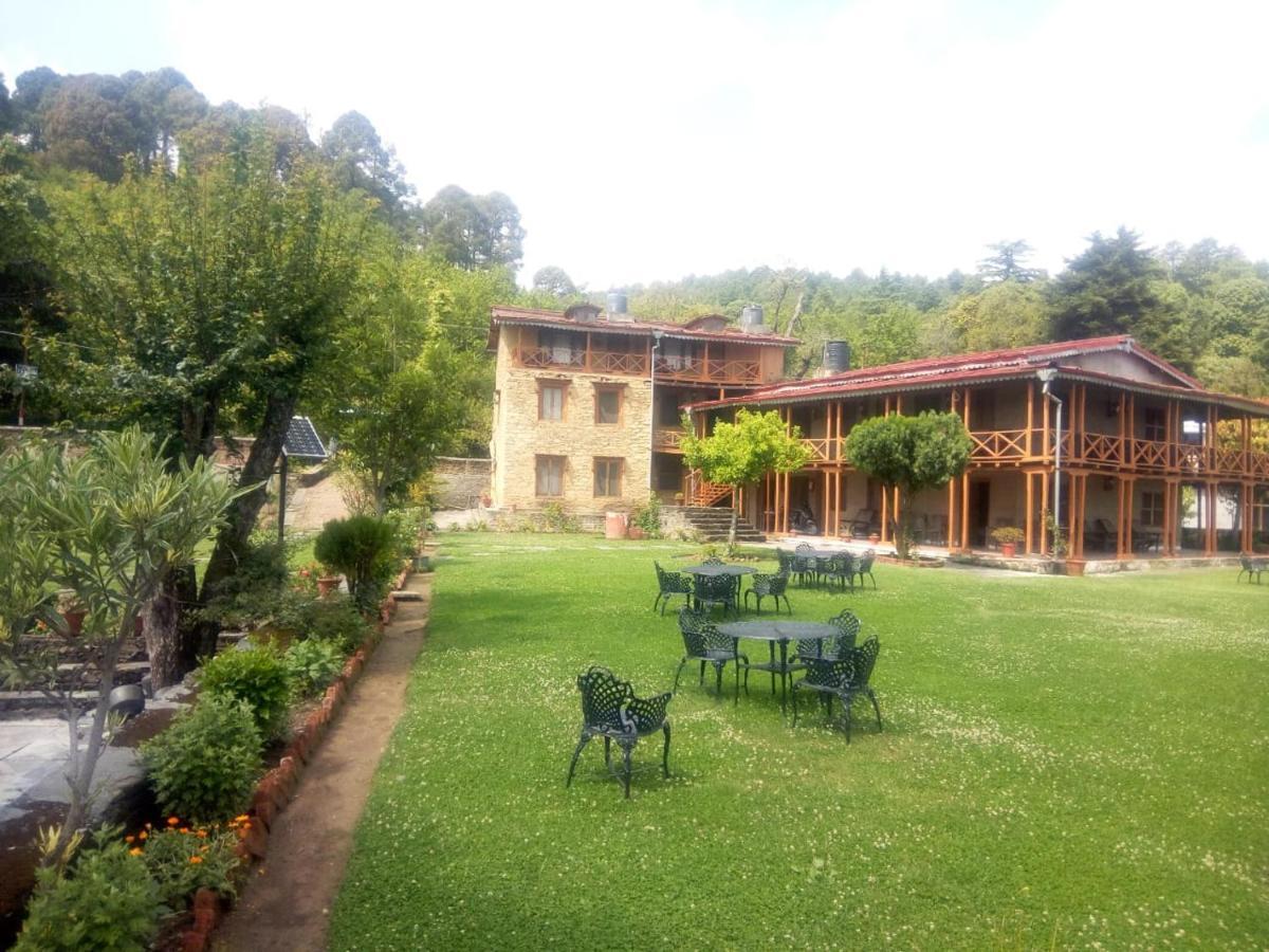 Vamoose Eco Lodge Chevron Kausani Luaran gambar